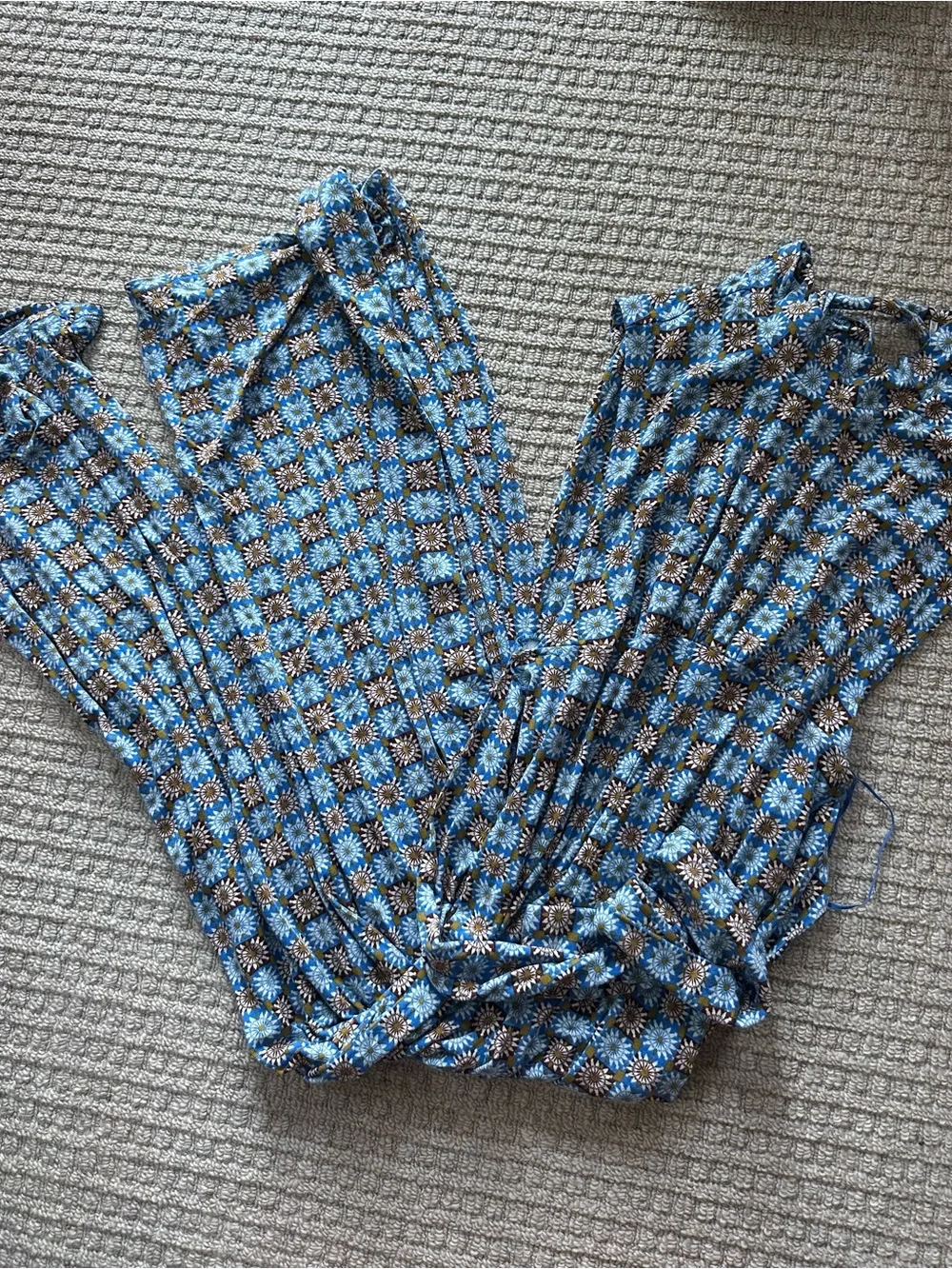 Free People Blue Floral Vibe Check Open Back Wide Leg Jumpsuit Sz XS